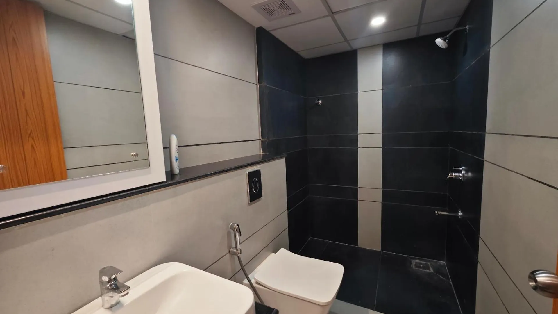 Evara - Premium Fully Ac - 3Bhk Luxury Apartment With Style Thiruvananthapuram